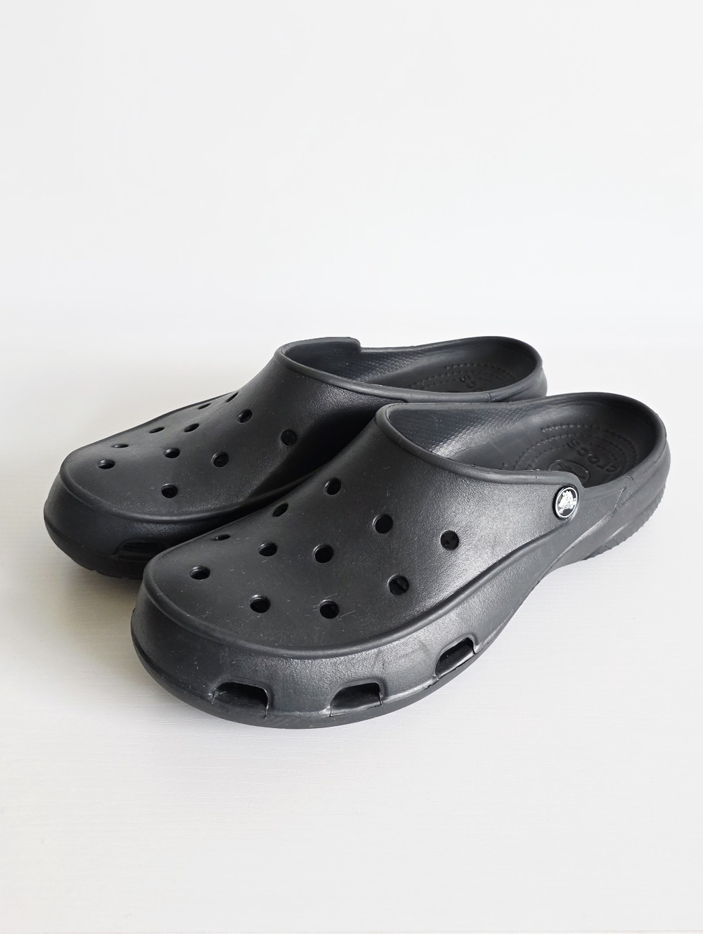 Crocs Freesail Seasonal Slip On Black Clog Women Size 11